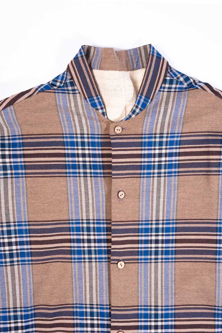 Beige blue and white mao shirt